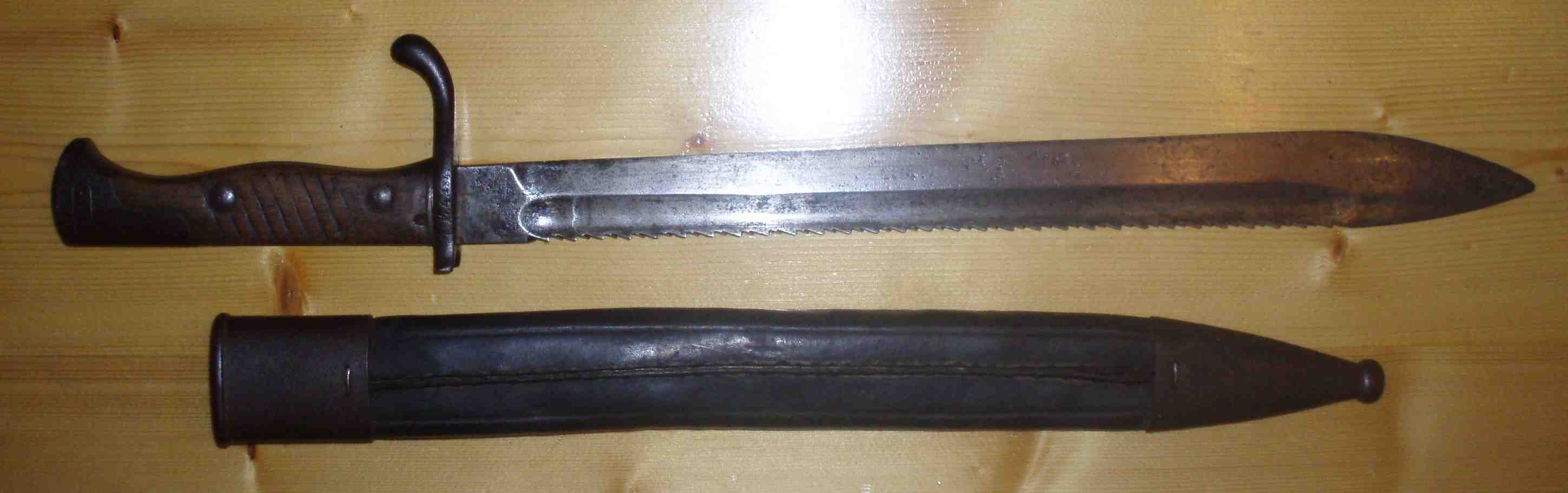 Mle 98/05 1er type  dents de scie